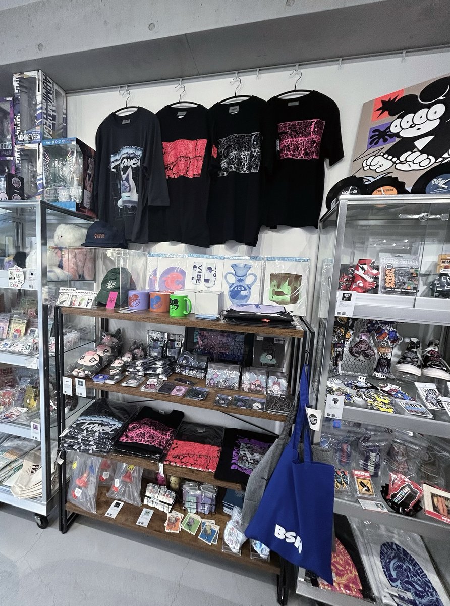 表参道 #ano_mise
素敵な作品に出会えるお店です✧
ニニコのグッズもいっぱい！