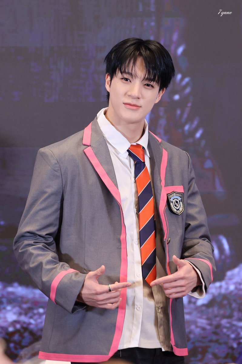 adeldolls's tweet image. 2015                                               2025