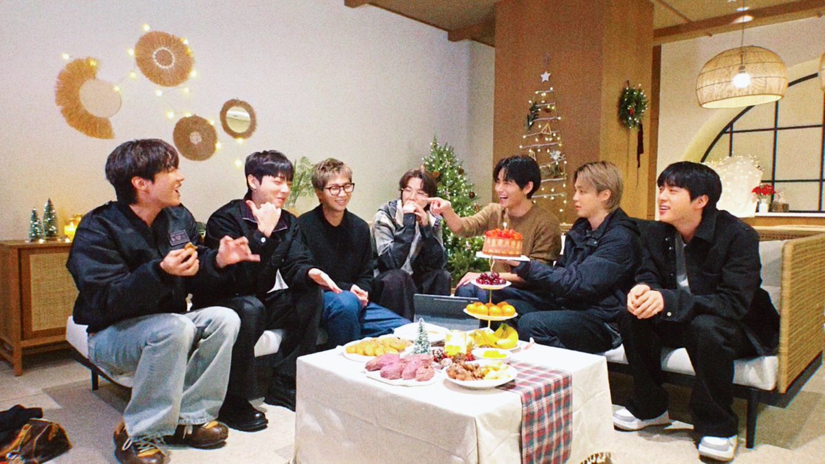 adoremykoo's tweet image. 