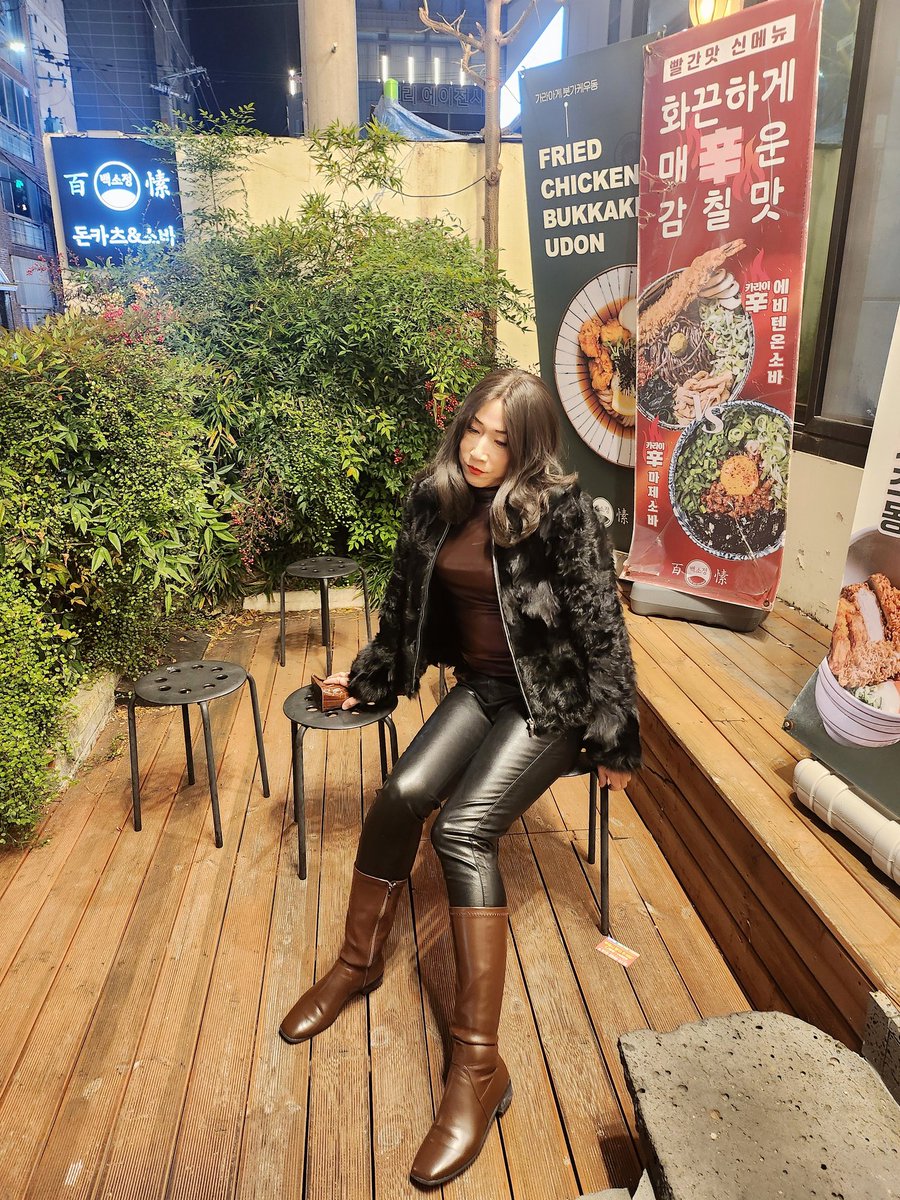 바람도 쐬고 오랜만에 알고지낸 사람들도 보고 좋았음