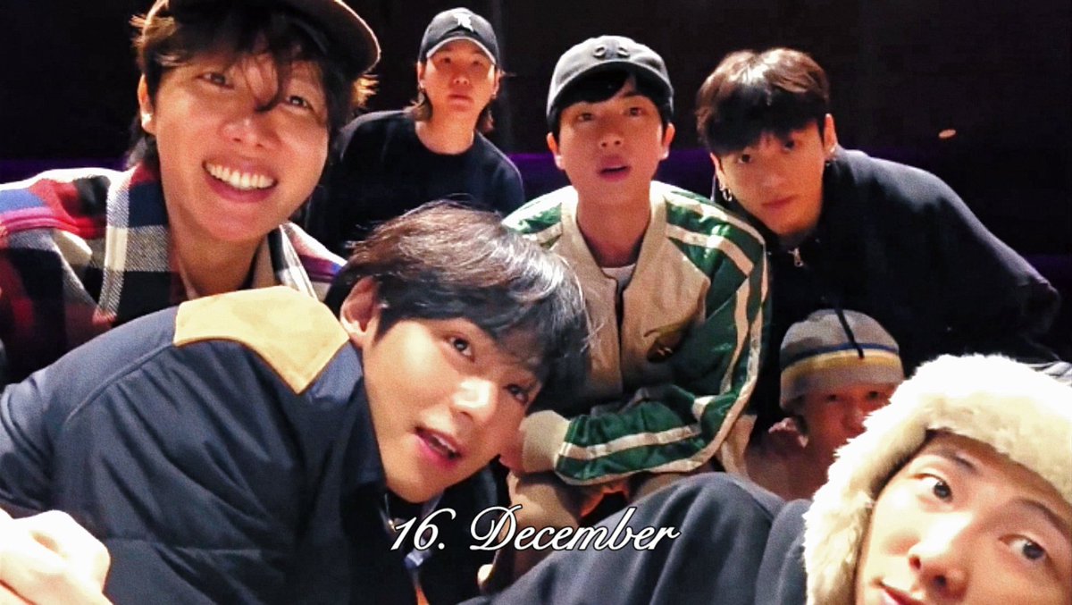 itsopegirl's tweet image. 2025 with my family ♥︎