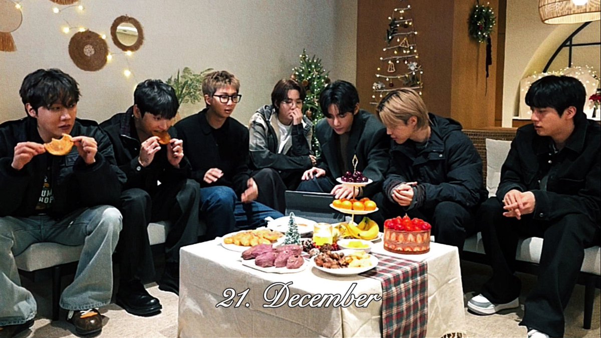 itsopegirl's tweet image. 2025 with my family ♥︎