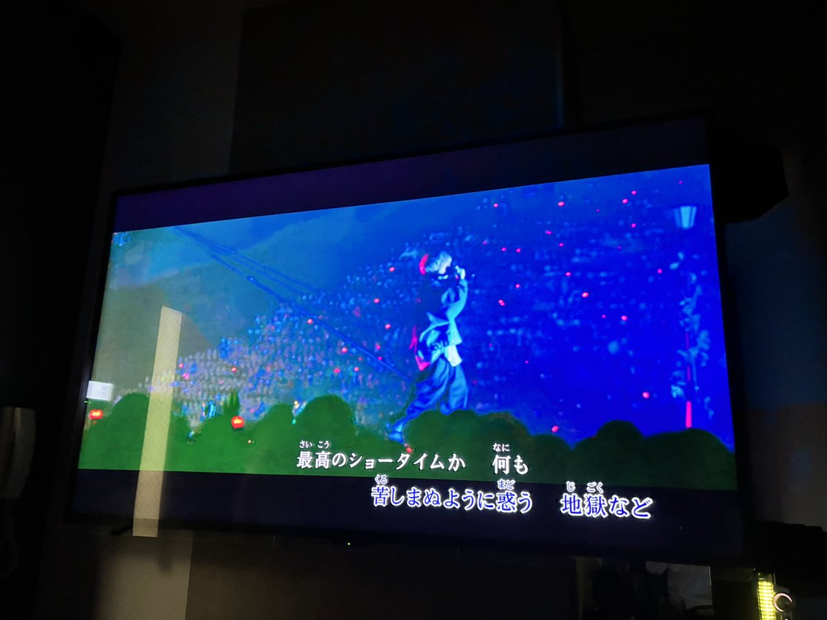 jukeboxmk's tweet image. 次男と合流してカラオケ🎤

まだまだいけるか、たまありー！！