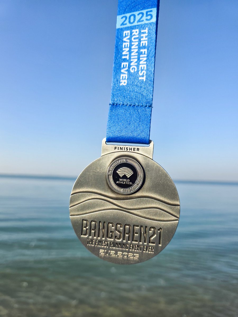 NinjaTooK's tweet photo. 🥇 เหรียญรางวัล "บางแสน21-2025" 🌊 เหรียญลายคลื่นทะเลบางแสน และเส้นทางบางแสน21 🏃 | เหรียญที่ 61/2025 | งาน Bangsaen21-2025 🐒
#บางแสน21 #Bangsaen21 #BS21
#บางแสน21_2025 #Bangsaen21_2025
#BS212025 #PlatinumLabel #MICE
#theXteam #theXteamRunners
#theXteamAndFriends https://t.co/uJOb9nRbFa