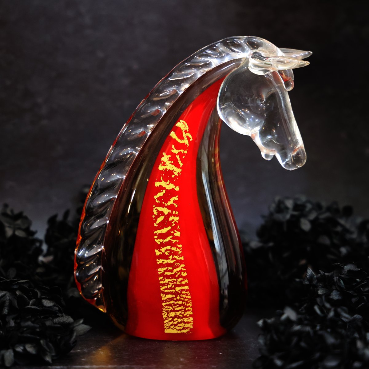 海福雑貨通販部の【古いもの】に、硝子の馬オブジェを1点upしました