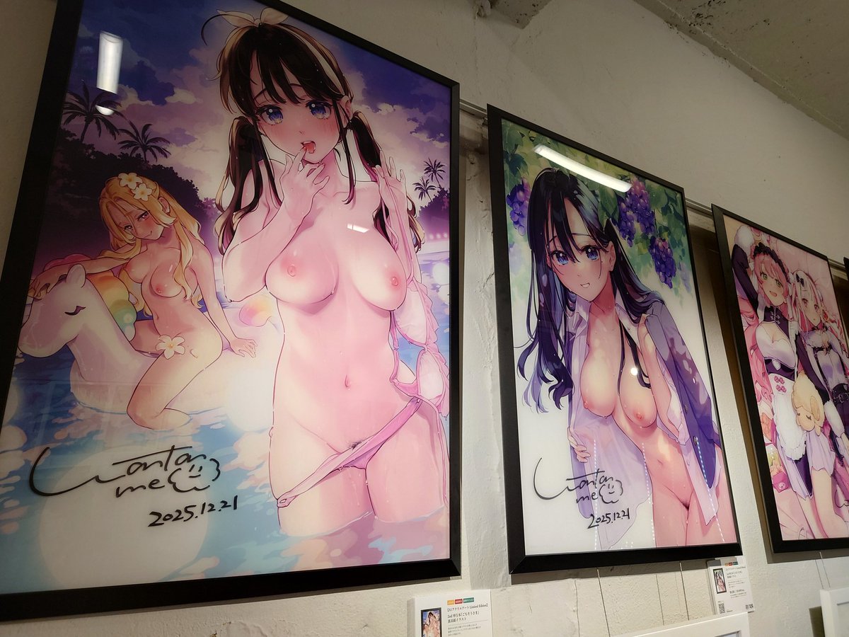 サイン会ありがとうございました!!!ギリギリに着いてしまい最初汗だくでしたすみません!!!
サイン会後、一点ものにサイン入れしたり、ガチャしたりしてました✌️しばらく在廊してます〜本日のクローズまでどうぞお楽しみください! 