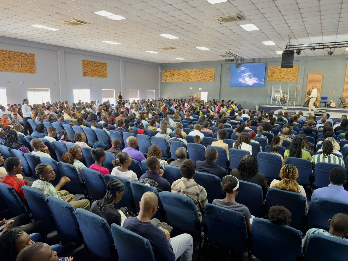 BCCFM1's tweet photo. 21 December 2025 Sunday Service! “I was glad when they said unto me, Let us go into the house of the LORD.”
— Psalm 122:1 (KJV)
Borrowdale Community Church https://t.co/4fOHDVXRQE