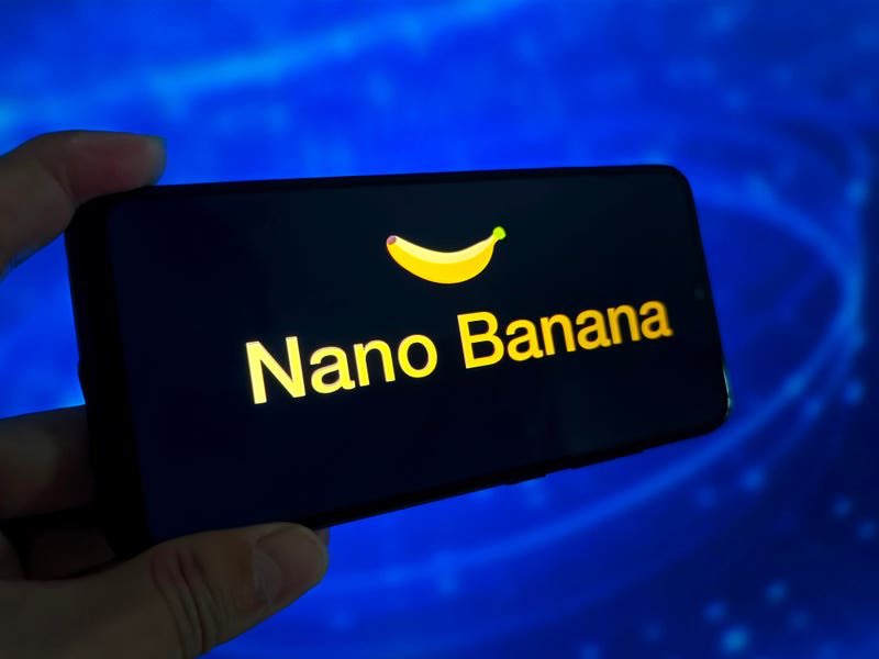 TrueTech00's tweet image. Google scaled back the intrusive AI Remix button in Messages beta after user complaints. It shrank, lost its banana icon, moved from fullscreen view to bottom-left, and uses a generic AI-badged icon. No disable option yet; powered by Nano Banana model. 
&amp;gt;&amp;gt;&amp;gt;