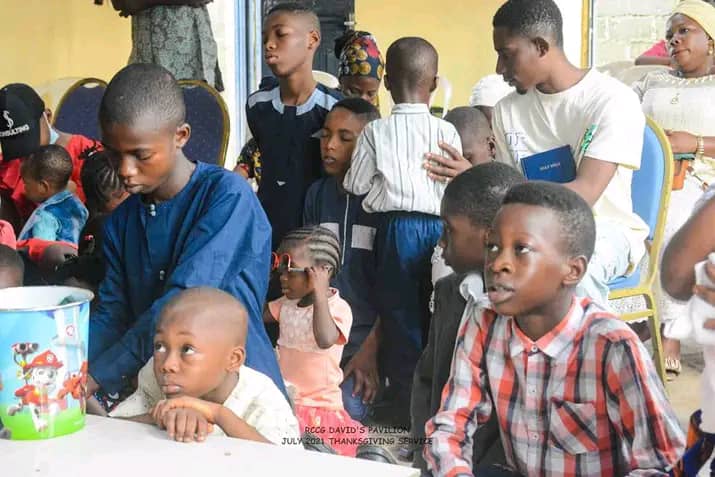 codewithpdev's tweet image. *Where there is vision, there will be direction, and soon it's manifestation.* ✨ 
*Happy Sunday,  Perspicacious was born with VISION ✊✨*

~ P-DEV

#RCCG #jonita #WilliamEst #Sunday #Ashes #JakeJoshua