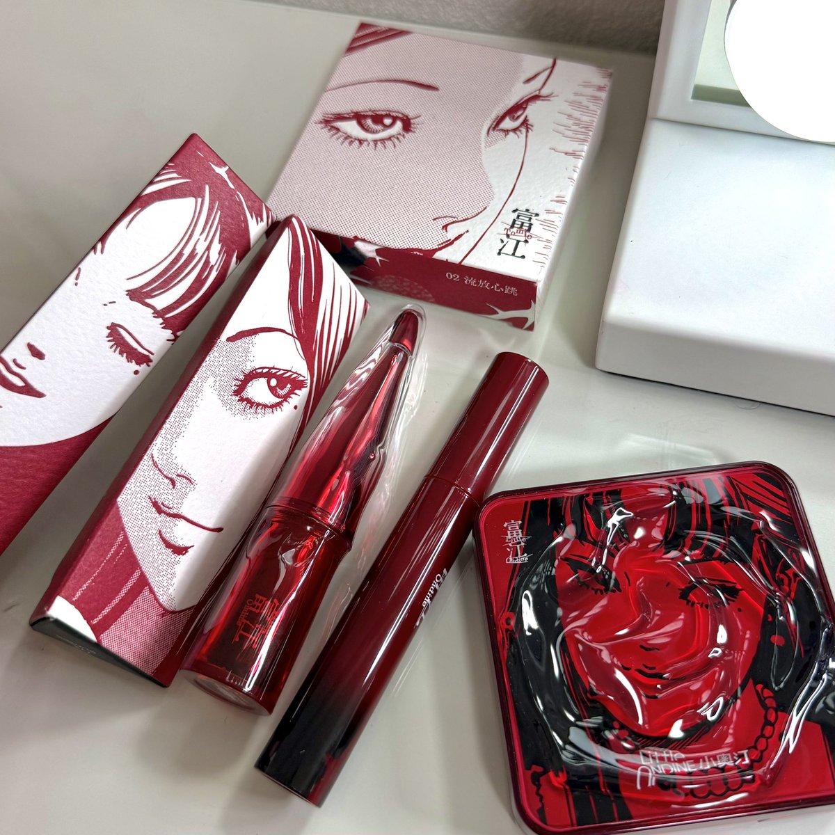 新品未使用！伊藤潤二　富江 限定チーク 01・02 セット Qoo10] リトルオンディーヌ 【公式正規品】伊藤潤二熱狂連名/チーク/