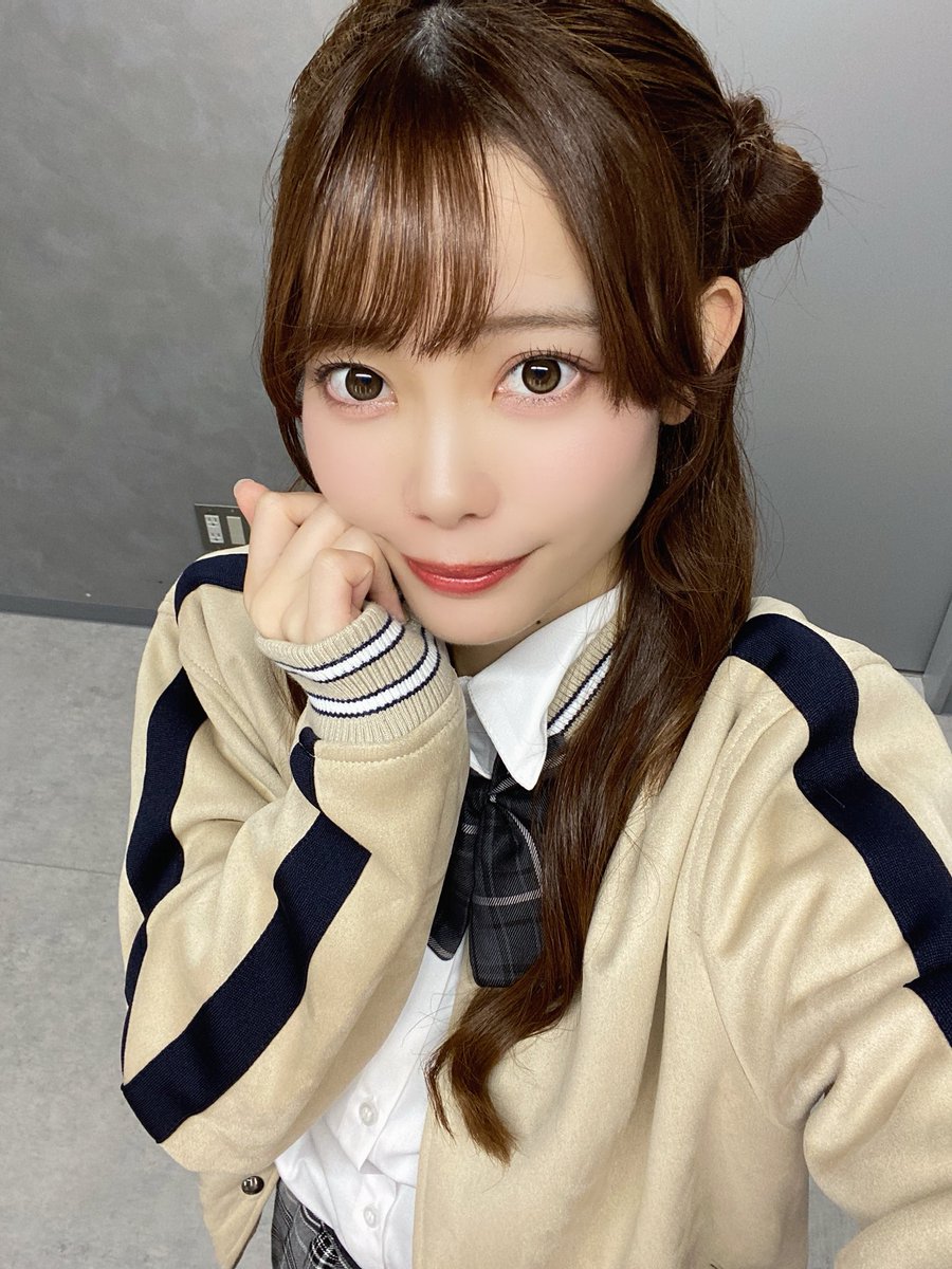 完売商品　ラフラフ　齋藤有紗　アクリルスタンド　キーホルダー　ひまわり衣装 FCイベントありがとうございました🌠 何満開のMV衣装着たんだよ!! 制服