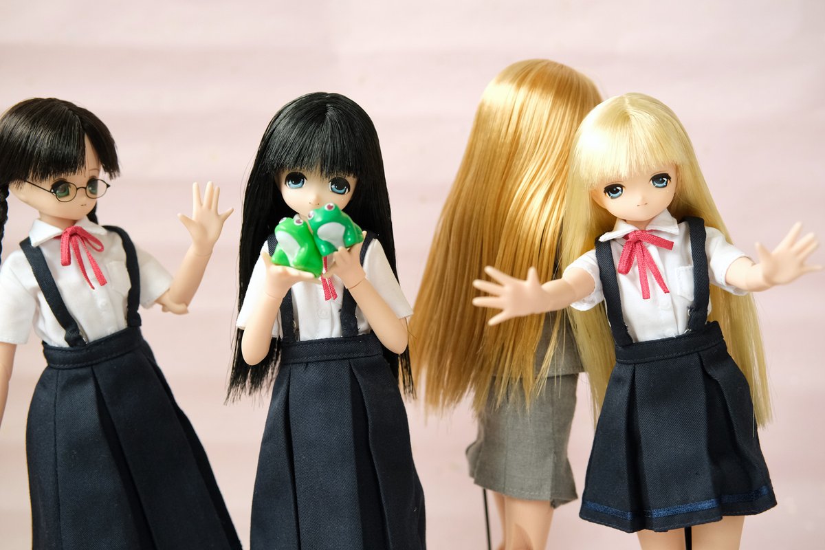 アゾンさんに行ってえっくす☆きゅーと20周年記念展を見てきました。
懐かしい展示もいろいろありましたが、何より幻のリアンママが…！　ママキャラに娘の制服着せたりするの一部で流行ってますから、復活どうですかね？
「ママに変なことさせないでください」
#EXCUTE20th