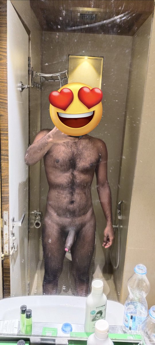 Handsome hunk tweet media