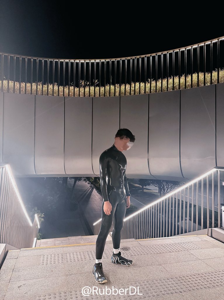 RubberDL tweet media