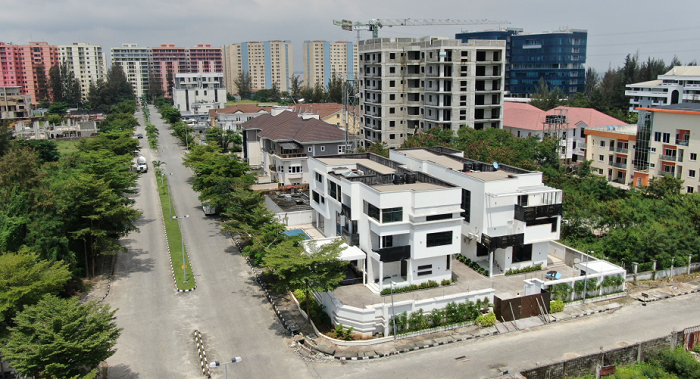 Nairametrics's tweet photo. Banana Island land prices jump over 540% to N3.05 million per sqm in five years – Report  -  https://t.co/f3NisRfn1e https://t.co/obhIaVLUcF