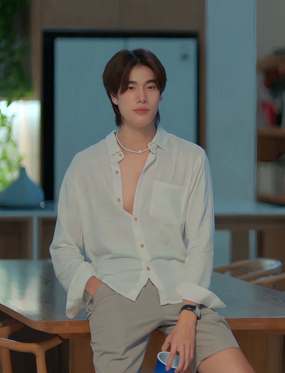 ชอบน้องภูวินทร์ shirt ขาวมาก ผมเหมือนจะตาย ตาลายไปหมดด 

#MeAndTheeSeriesEP6