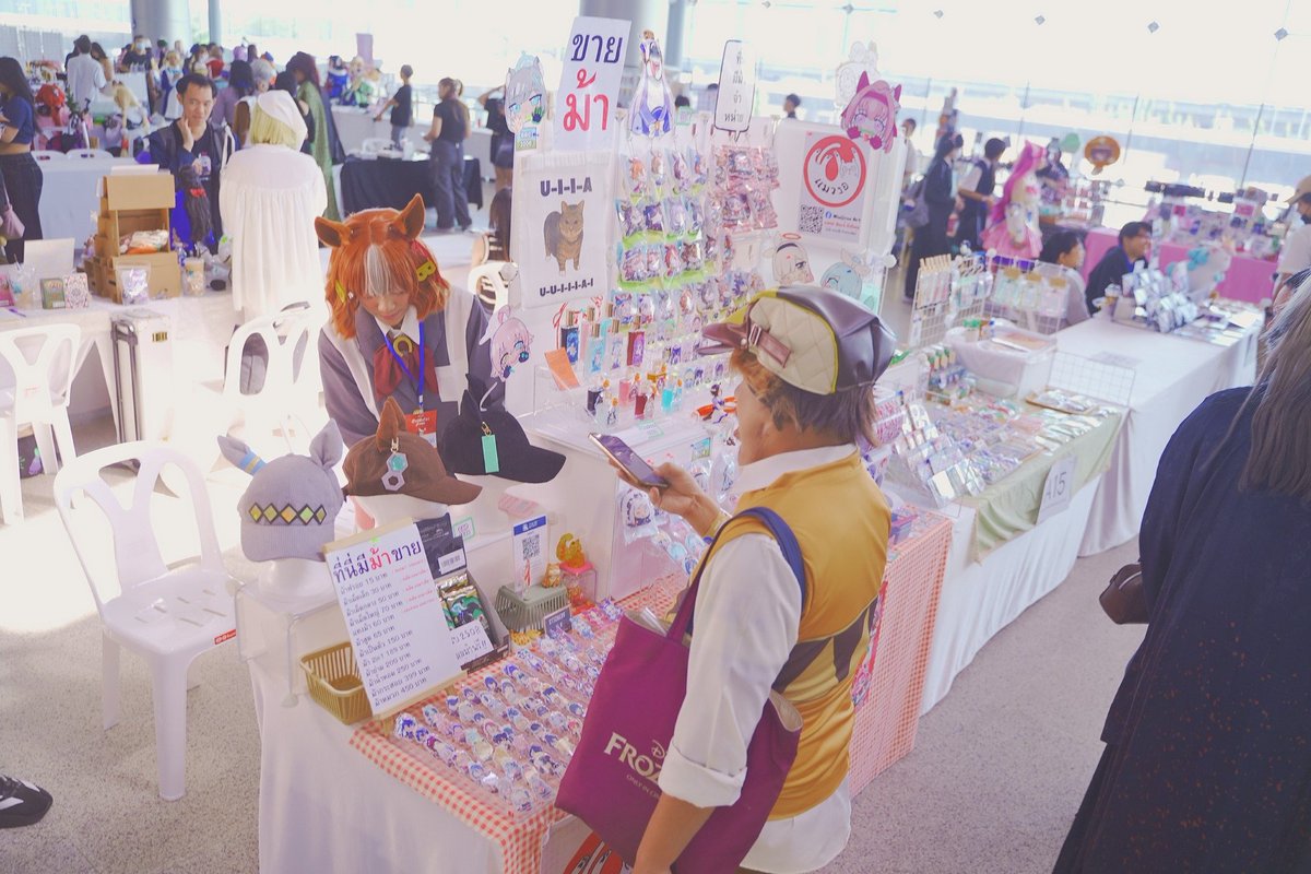 CosNatsu 🔜 CosNatsu Xmas 21 DEC 2025 tweet media