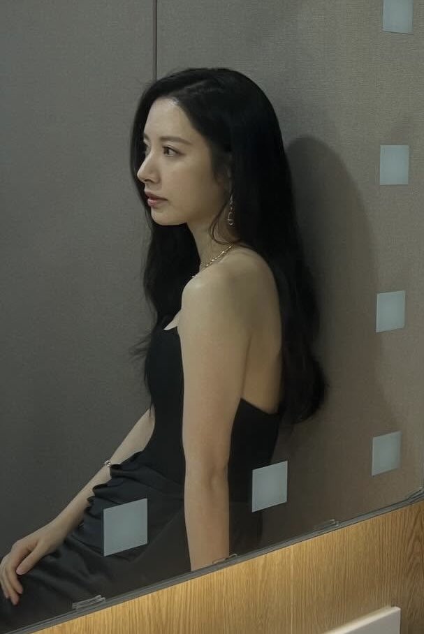 exseolbo's tweet image. this crazy side profile