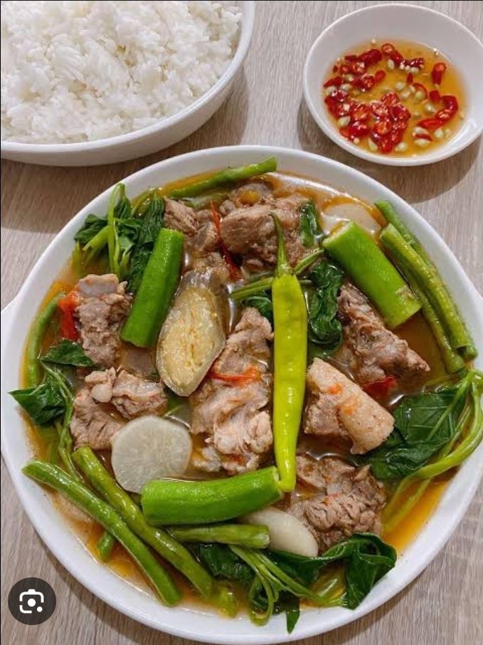 Pour2Rain's tweet photo. @chairmanGLC I have no idea what is that food but this is Sinigang https://t.co/TEZptOLJrp