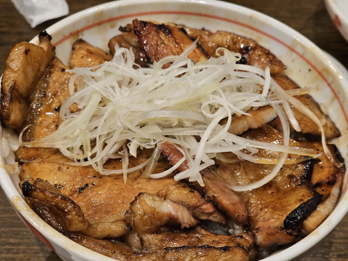 syouyads's tweet photo. 札幌の豚丼と六花亭 https://t.co/G9xEzqyUmP