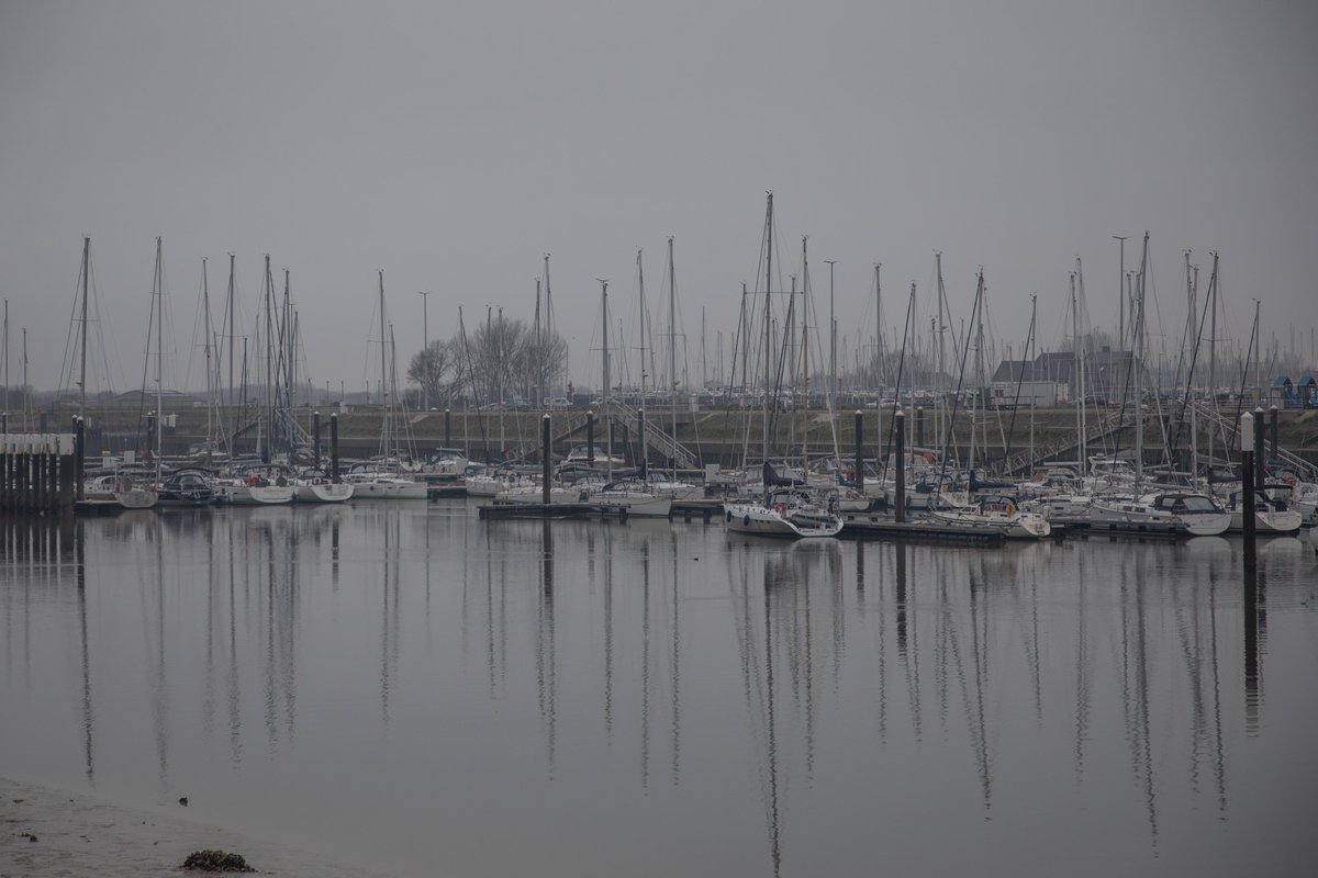 #vrtweer <a href="/FocusWTV/">Focus & WTV</a> <a href="/BuienRadarNL/">Buienradar</a> <a href="/visitnieuwpoort/">visitnieuwpoort</a> <a href="/StadNieuwpoort/">Stad Nieuwpoort</a> Nieuwpoort 21 dec om 8u59'.