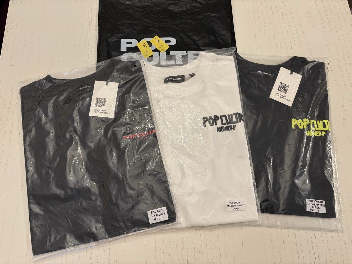 OscSummit's tweet image. Outfits ready for Tomorrowland 2026 🇪🇸 @dimitrivegas @tomorrowland