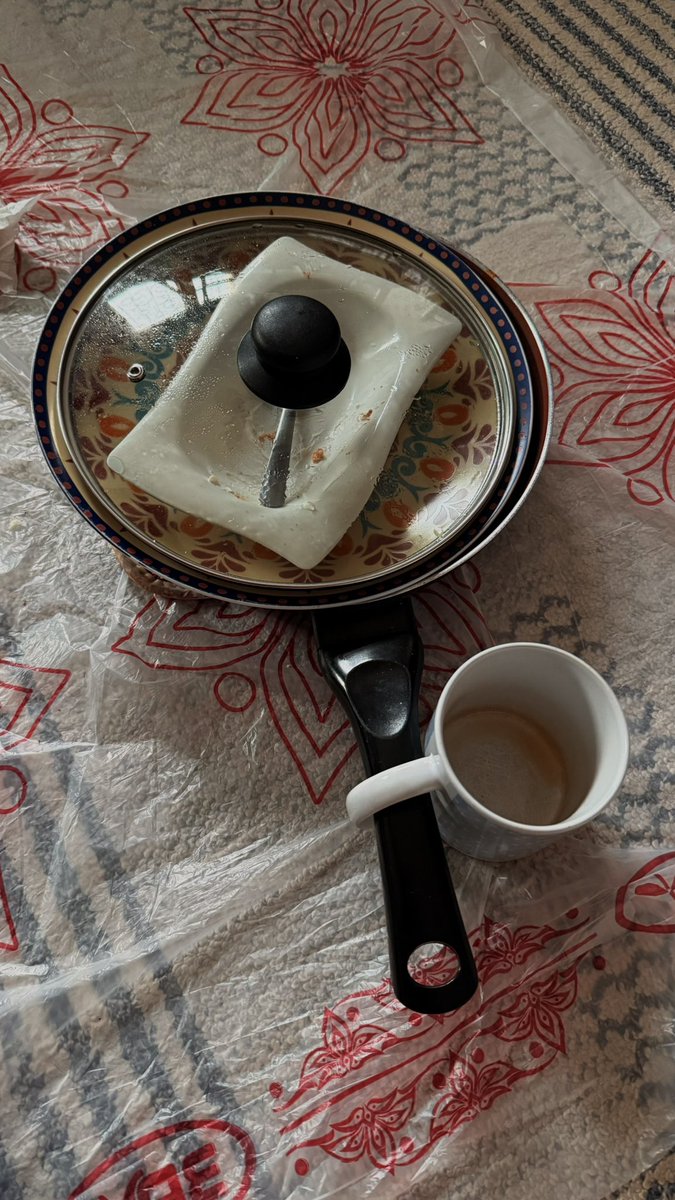 حركاتي عشان أشيل كل شي مرة وحدة 😁