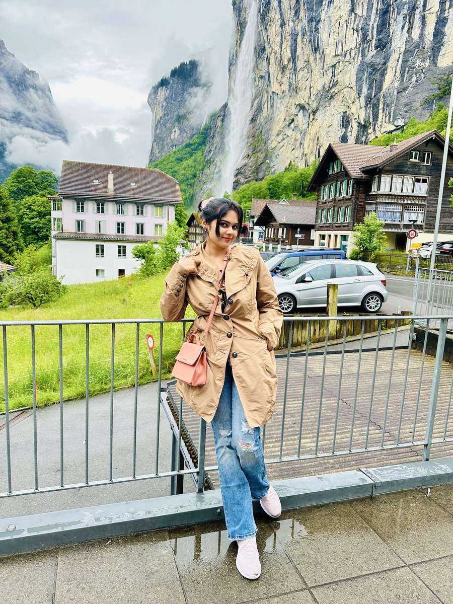 yourgradcoach's tweet image. 🌟 How I got selected for the Swiss Government Excellence Scholarship (2021), and how you can too 🇨🇭

(No application fee. No IELTS. Fully funded.)

📩 DM me “HELP” if you’d like help with your scholarship applications.

1️⃣ Start with the Official Website 🌐

Download the…