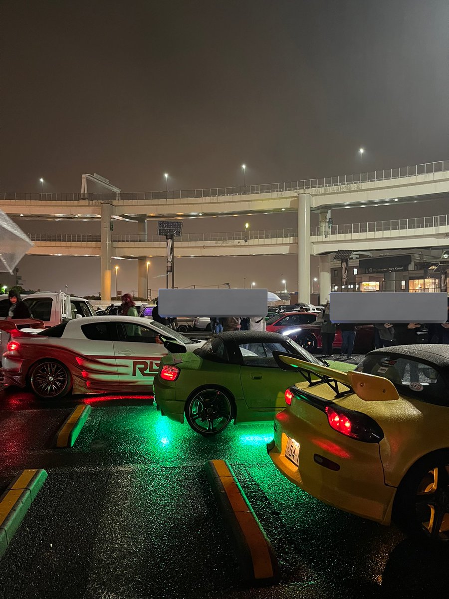 suzuzuki_8's tweet image. 昨日はFDーノ運転させてもらって大黒と海ほたる❕ロードスターとは全然違う乗り心地で楽しかった❕おもしろい❕