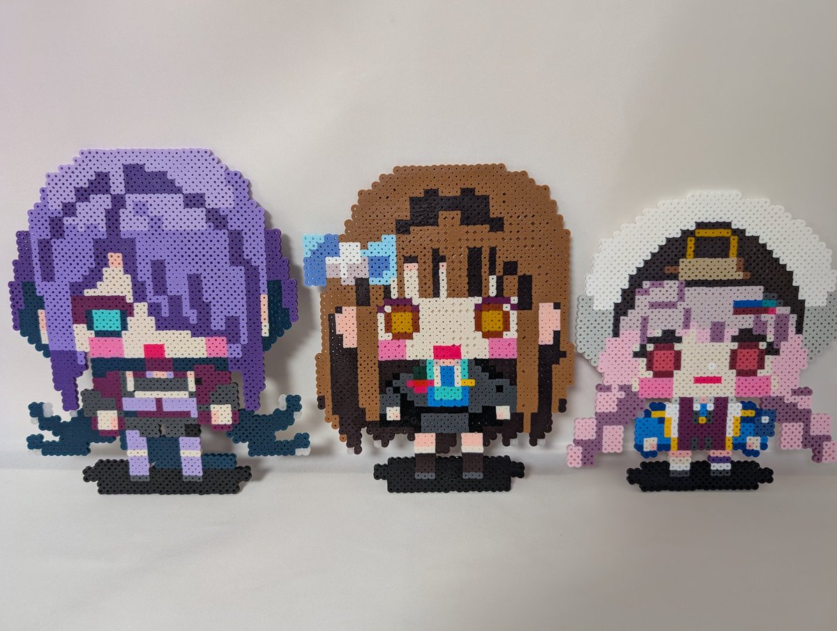 randqx2's tweet image. #NIKKEfanart #NIKKE ＃ニケ ＃ニケアイロンビーズ
🚄☕🍬🔔ミニゲーム：ドットインフィニティレール🚄☕🍬🔔