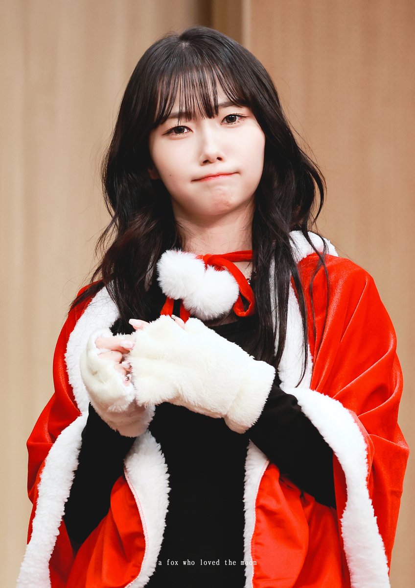 241221 에버라인 팬사인회 HQ

매일 매일 너 때문에 행복해🎄

#서영은 #영은 #SEOYOUNGEUN #YOUNGEUN #ソヨンウン #ヨンウン #徐永恩 #Kep1er #케플러