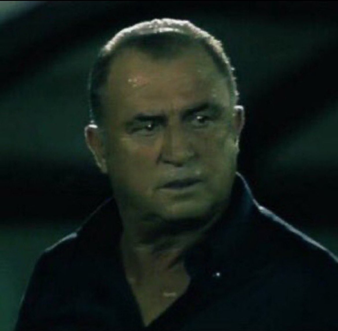 musluman forvet alıyoz afrika kupasına gidiyo

hristiyan alıyoz noel için izin alıyo