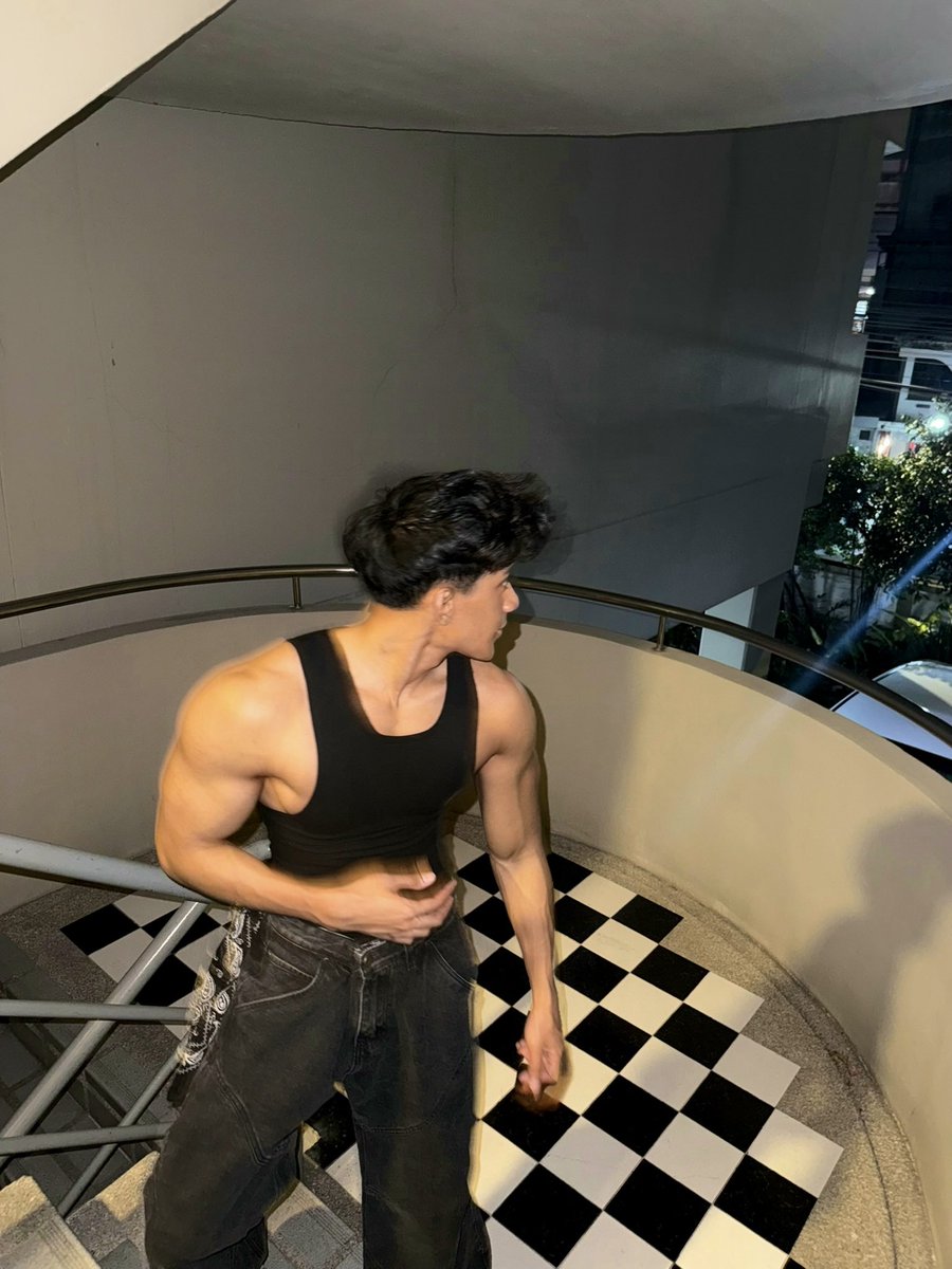 asianpoops's tweet image. 