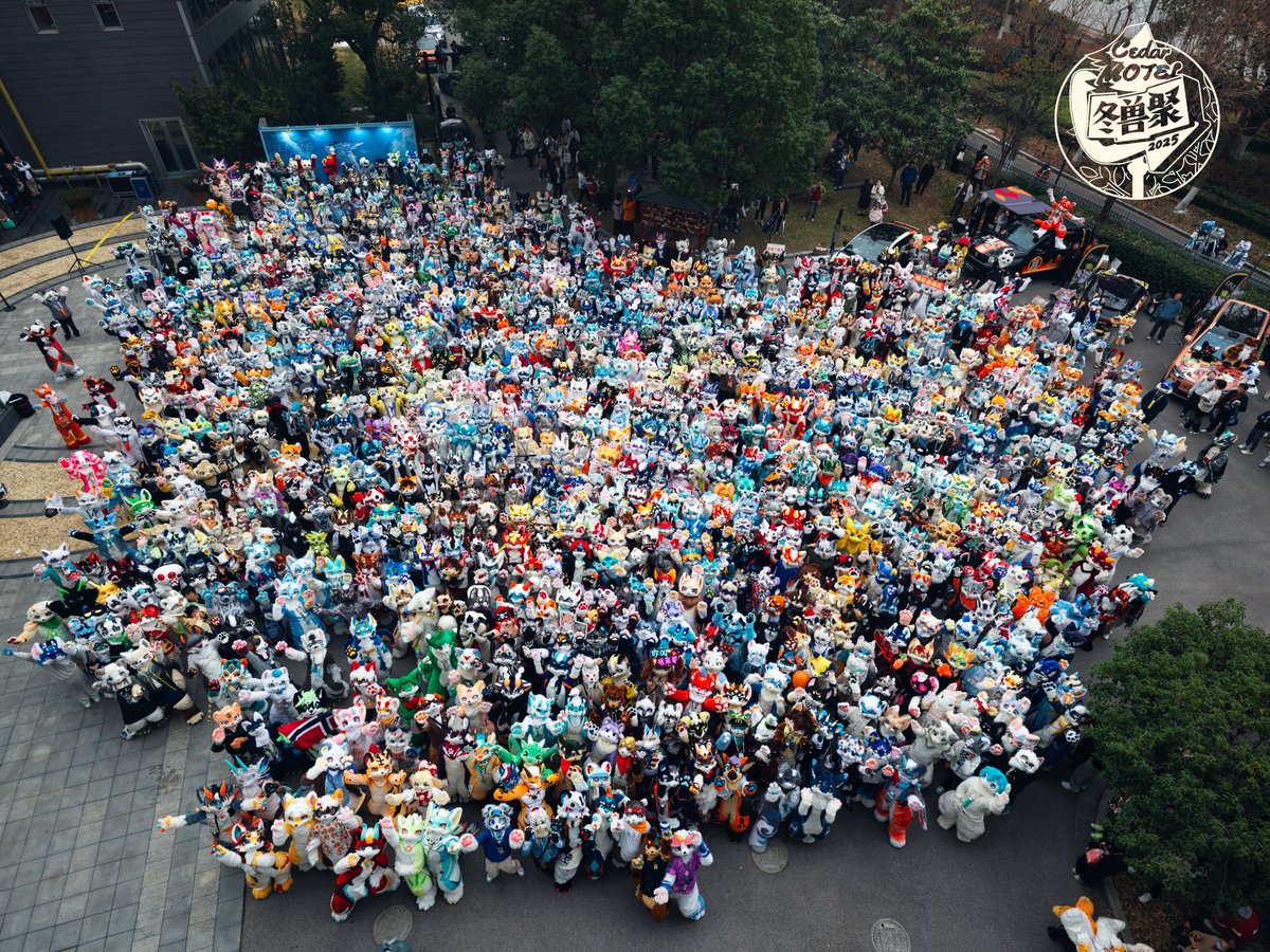 furrychina's tweet image. 【WFF2025集合写真】イベント終わったーーー
今回のイベントの参加者には、多くの外国からの友人の皆様がいらっしゃいました。
皆様のご理解とご参加に心より感謝し、今後またお会いできることを願っております！
じゃまた来年！もう一度会うのことを約束するよ！