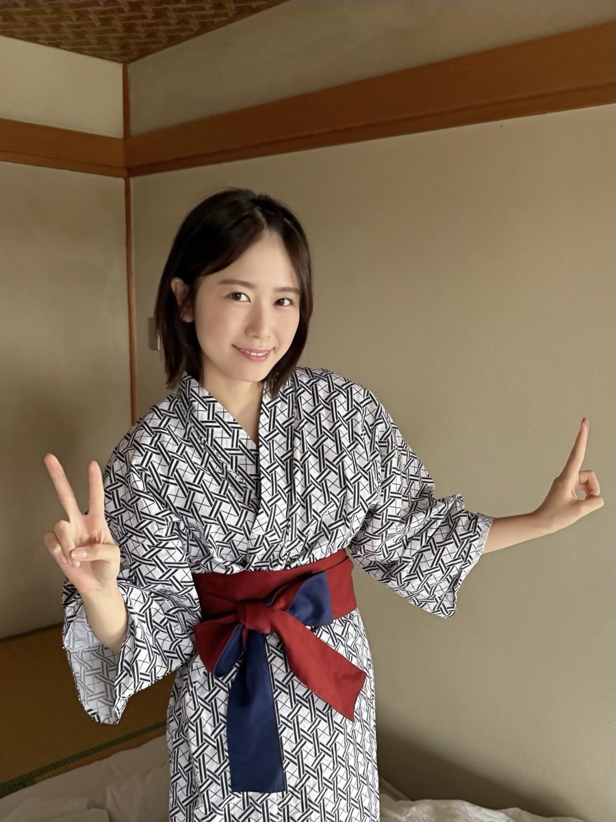 🗓️AKARI NIBU 2026-2027 Calendar オフショット第2段📸を公開👀 先行