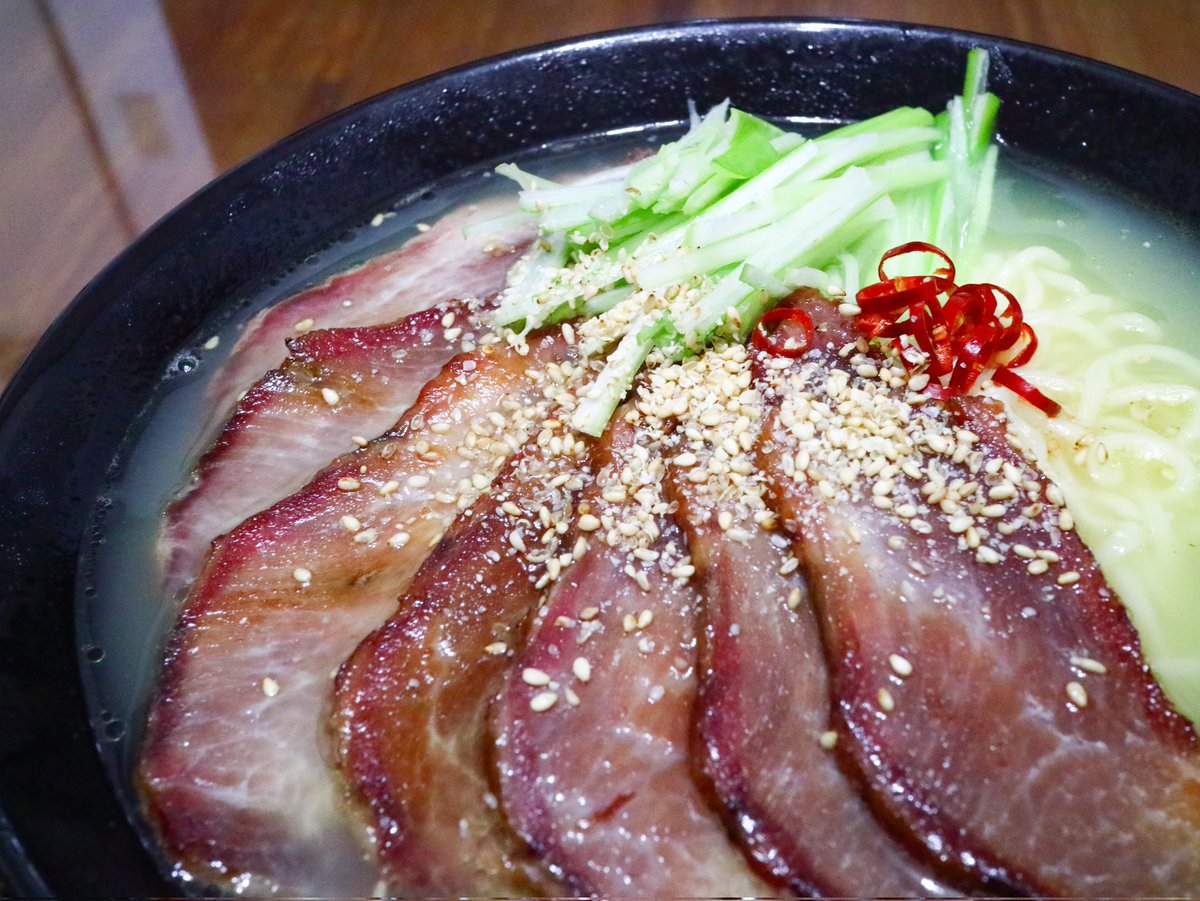 何かいいチャーシュー頂いたので…
#最近頂き物で生活してる
#サッポロ一番塩