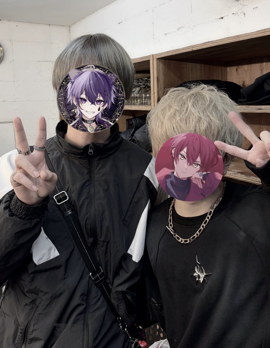 Urqutq's tweet image. ご招待いただき鶴町憐くんの
7周年ワンマンライブお邪魔しました🙌

とにかくパフォーマンス良すぎた...
1曲1曲に込められた想いに感動しました

活動のモチベが上がりました
俺もギア上げてカマしていきます👊

#鶴町憐 #Rood