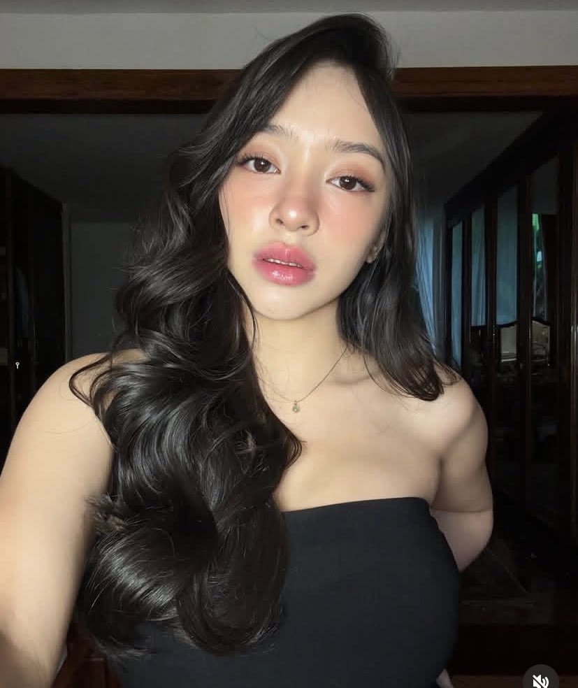 racuncune's tweet image. Manifesting 2026: healthy, shiny hair inspired by Amanda Zahra😍

let's find out some of her hair care products