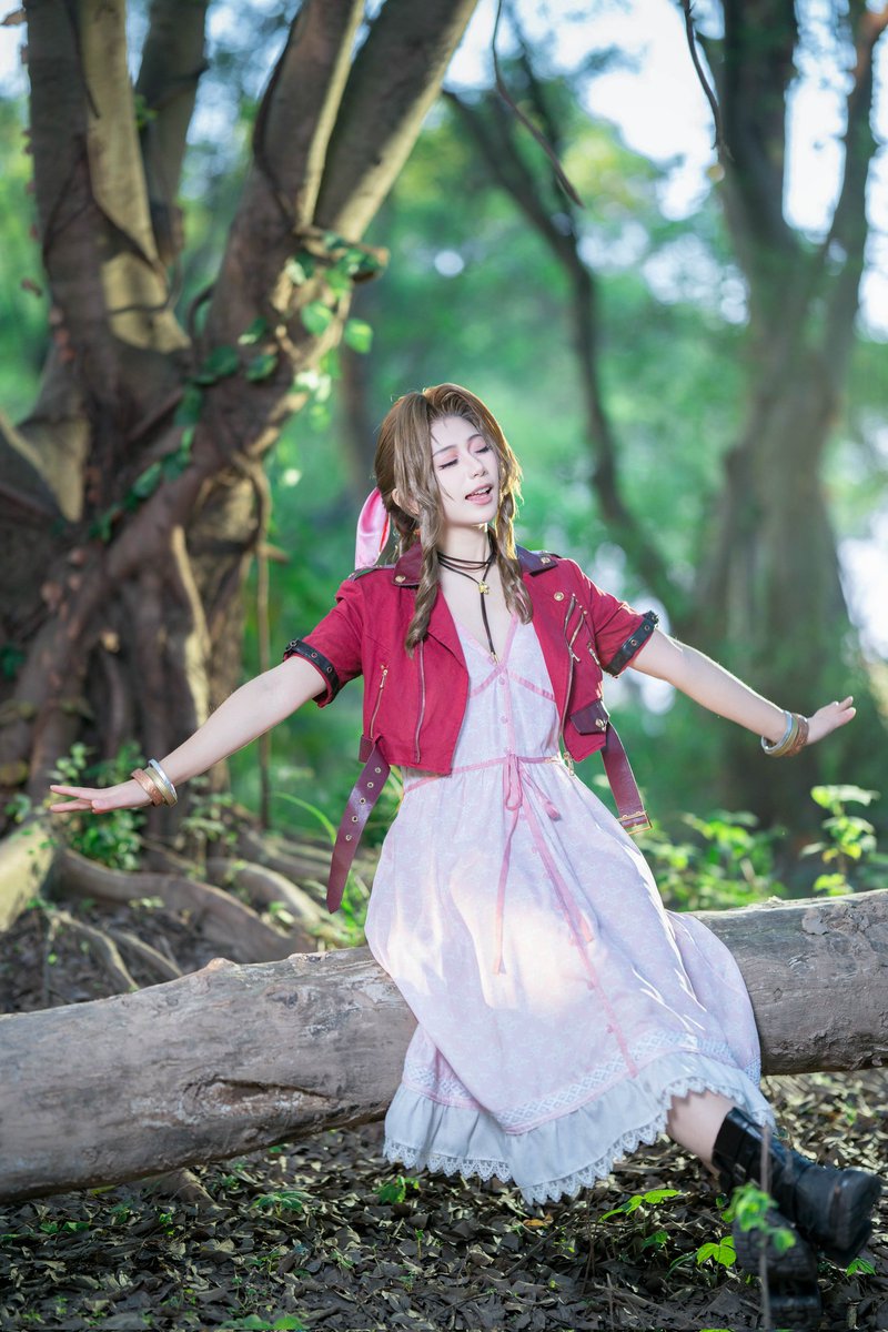 like a zephyr
#FF7 #FF7Rebirth #Aerith