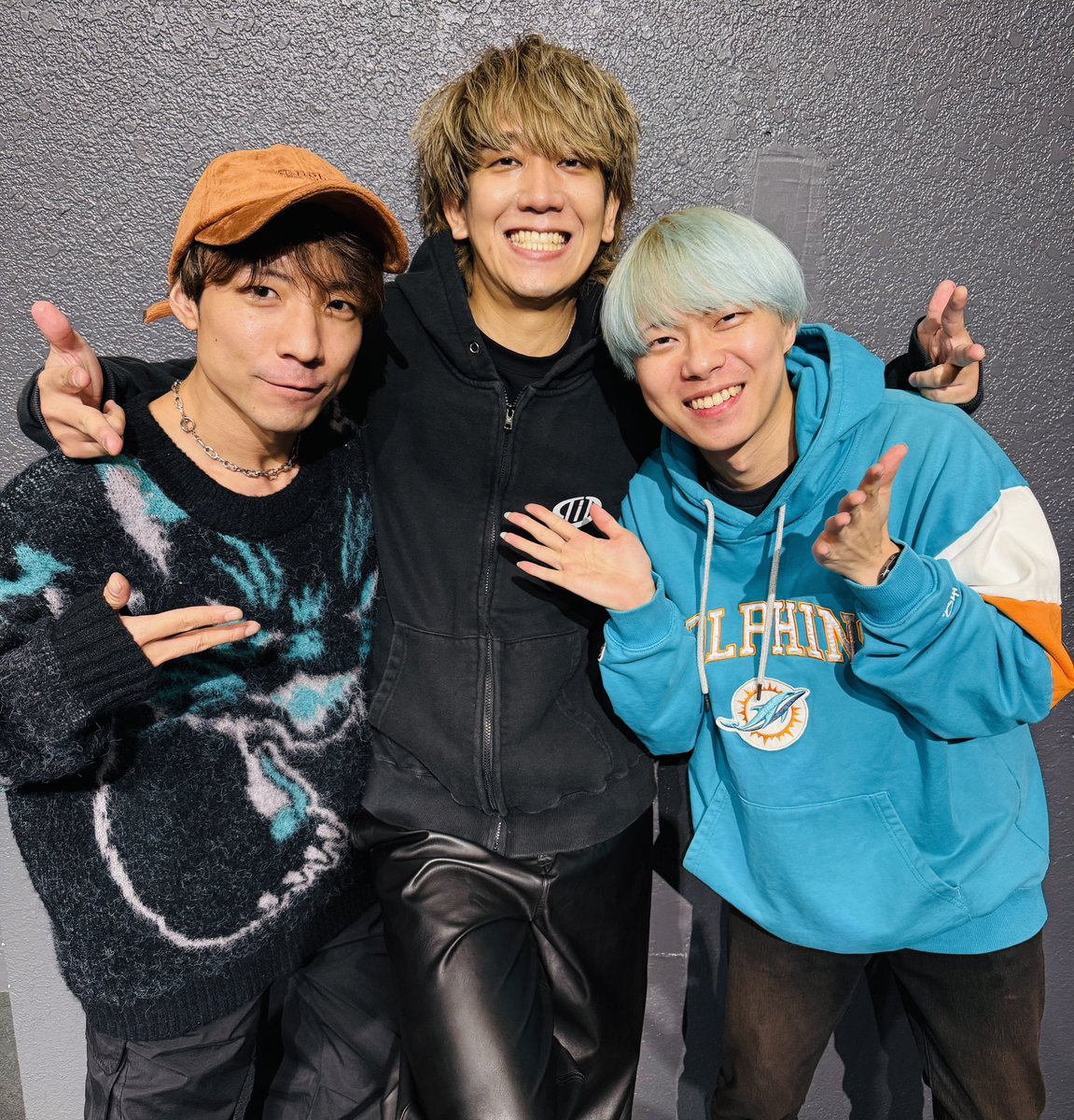 「ともきん家 Vol.2 × Secret Night Vol.3 2025年末忘年会SP」

ありがとうございました❣️
こーゆーイベント何気に初！
清水さんは別現場あり撮影はギタリスト二人と...☺️

元旦RECから始まった2025！！
最後まで駆け抜けます！！