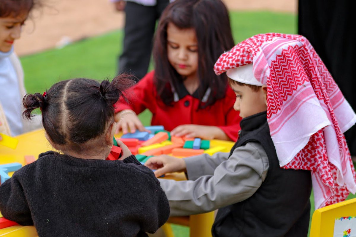 يقام غداً الاثنين بميدان #فروسية_حائل الحفل الخامس من #مهرجان_الامير_عبدالعزيز_لسباقات_الخيل3، على الأشواط التأهيلية لـ #مؤسسة_الملك_عبدالله_الإنسانية بمشاركة 71 جواداً، ويتخلله عدد من الفعاليات المصاحبة من عروض للخيل ومسابقات تفاعلية للجمهور.