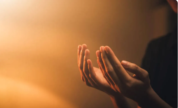 للرزق وتيسير الأمور .. دعاء أول شهر رجب 