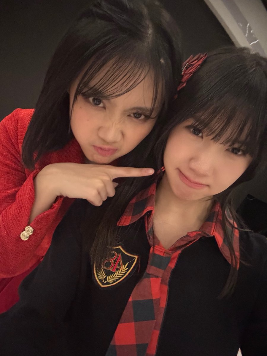 JE_JemimaJKT48's tweet photo. 💗💗💗 https://t.co/KKDpsDhAwt