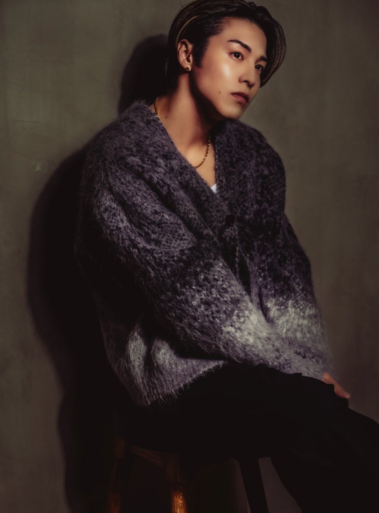 CultureCruise's tweet image. ［Interview］

#THERAMPAGE
#RIKU

--手書きの日記について

「『ぜってー負けねぇから。ランぺが最強だって証明してやる』ってノートの半分くらい使って殴り書きしていた日もありました(笑)。それくらい気合い入れて頑張らないと、未来は明るくないと思うので」

🔗culture-cruise.com/riku-interview/