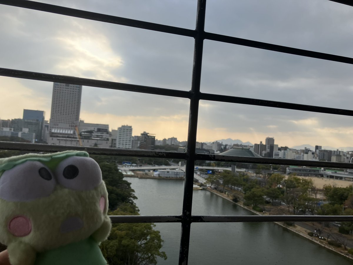 keroppifam's tweet photo. りょこう🐸

#ぬい撮り  #サンリオ推しキャラ 
#サンリオ好きな人と繋がりたい 
#はぴだんぶい https://t.co/Y3f6tPpNp4