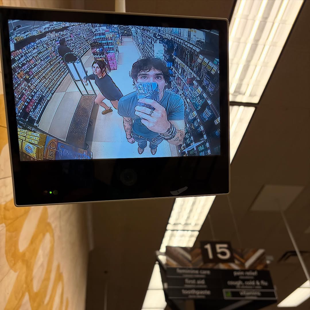 ㅤ ㅤ ㅤ    ૰ 𝐈𝐍𝐒𝐓𝐀𝐆𝐑𝐀𝐌 ૰
        ㅤㅤㅤㅤㅤ╰────  @._𝗰𝗮𝘁𝗱𝗮𝗱𝗱𝘆_
       ㅤ ㅤㅤㅤ ───────────────

          ㅤ  Life, New tattoo &amp; grocery