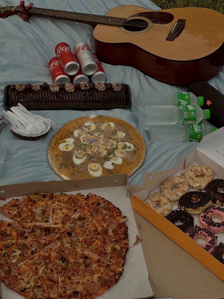 A r s ✨ tweet media