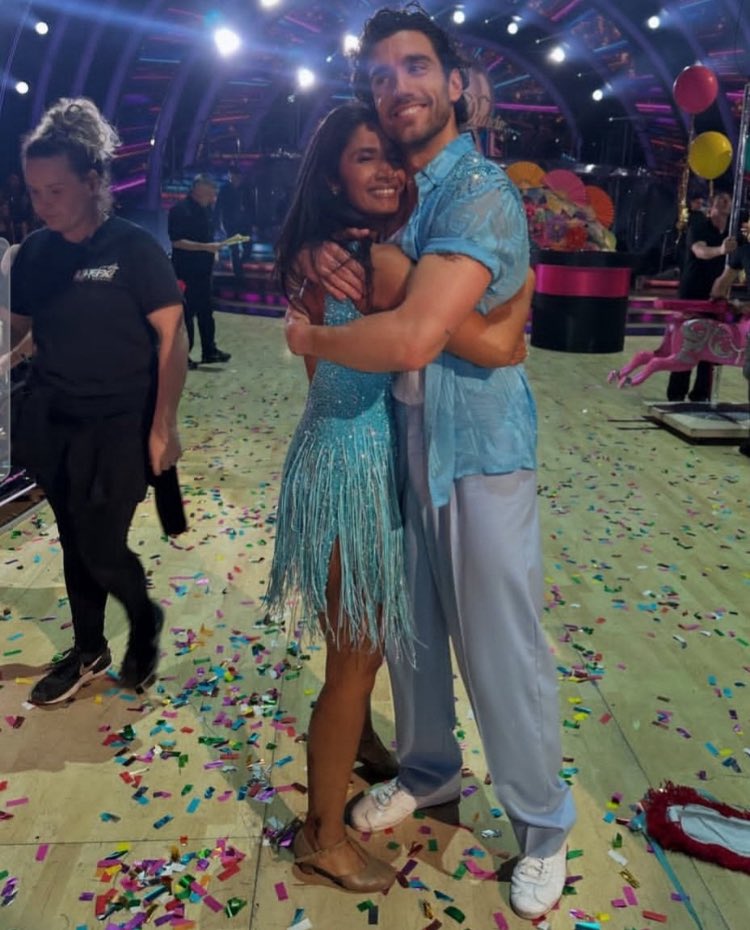 Debs_1982's tweet photo. π©΅π«Άπ©΅ #TeamBalian and #TeamBal will forever be remembered π©΅π«Άπ©΅ https://t.co/pzyksTAaJV