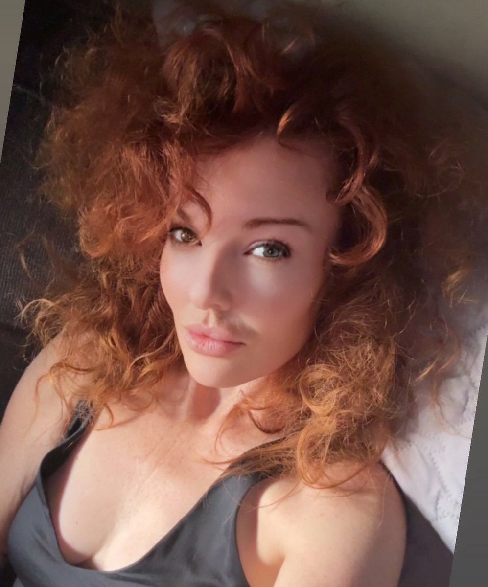 DistortedAmber's tweet image. Bout time we got back to business...