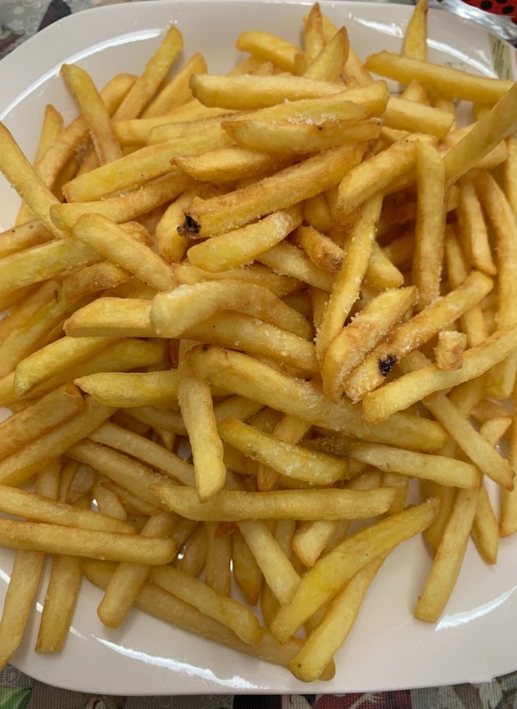 LadyValor tweet media